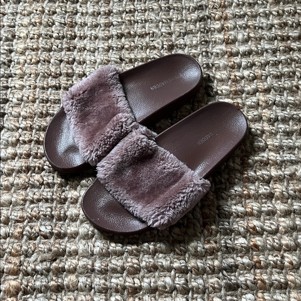 Mauve Fuzzy Slide Sandals